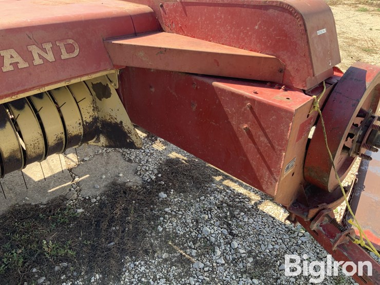 new-holland-268-image-11