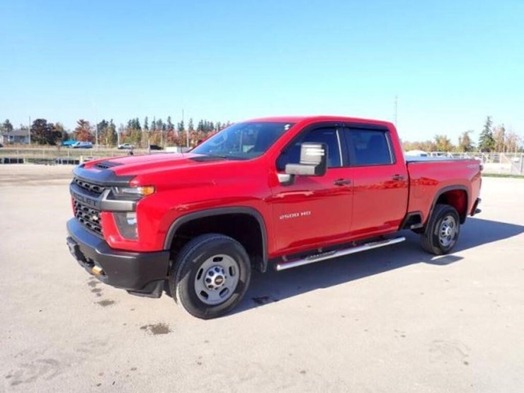 2022-chevrolet-2500-image-1