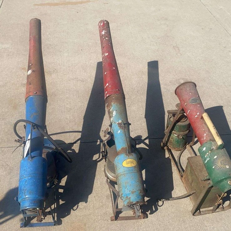 (3) 'Black Bird' Propane Guns