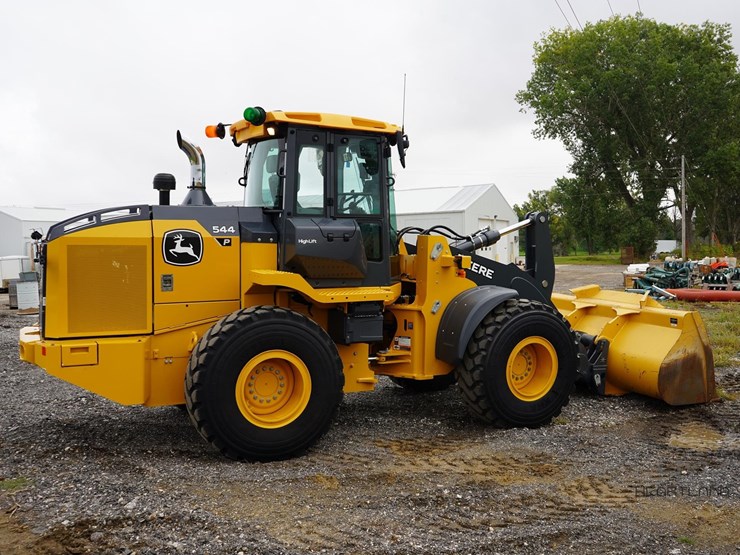 2024-deere-544-image-4