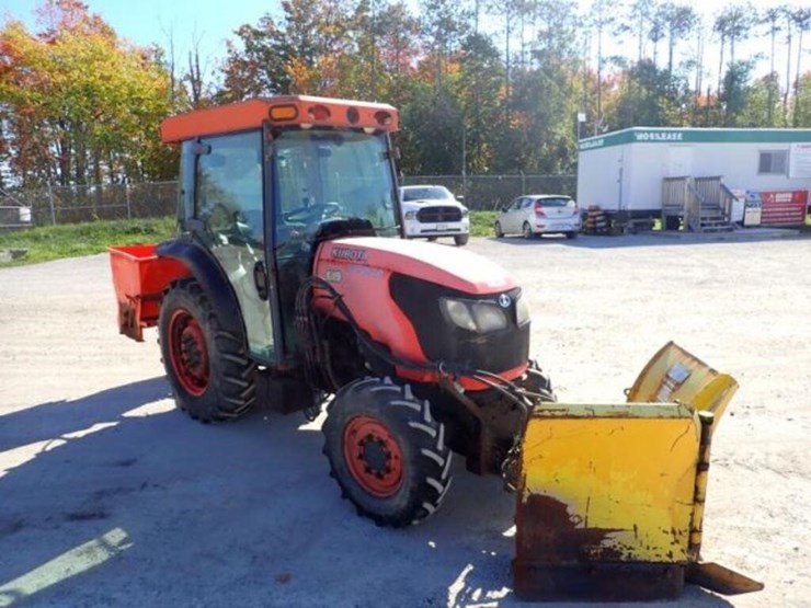 2016-kubota-m7040d-image-3