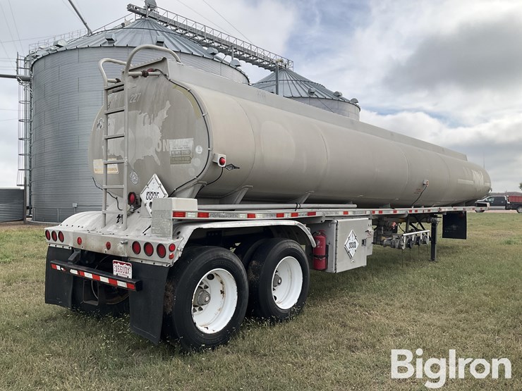 1989-beall-tanker-image-5