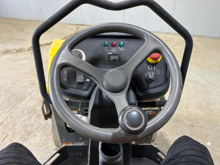 2021-wacker-neuson-rd12a-90-image-21