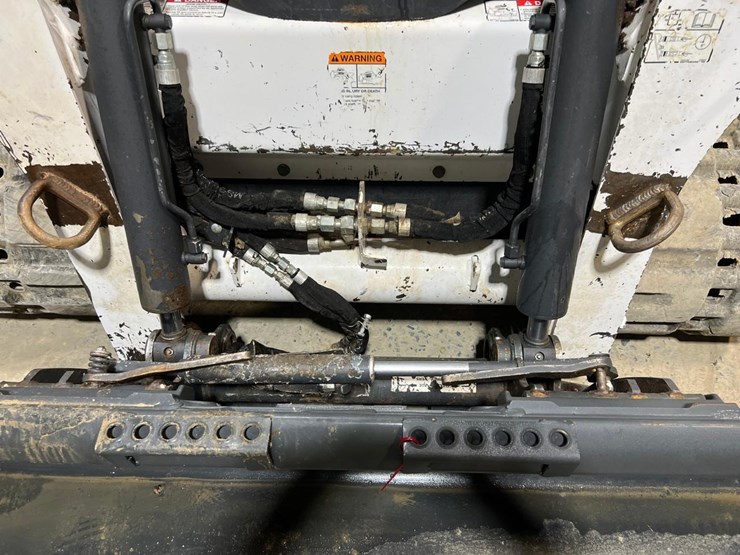 2021-bobcat-t770-image-10