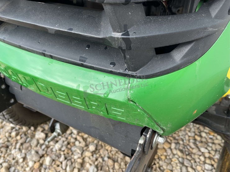 john-deere-x590-image-11