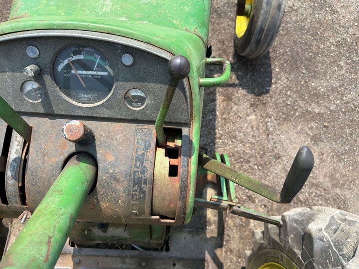 john-deere-2510-image-27