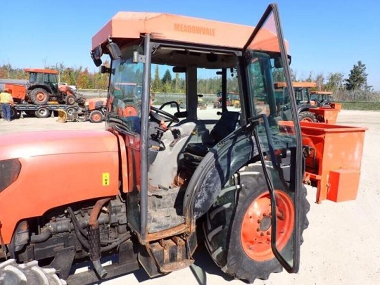 kubota-m7040d-image-11