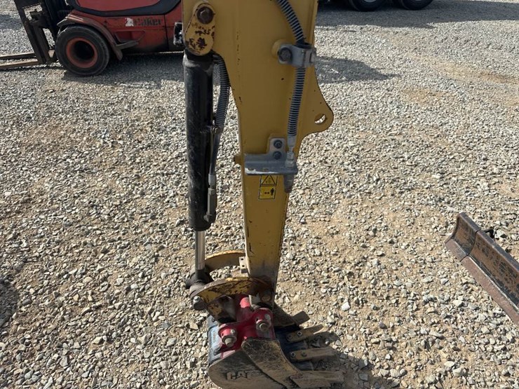 caterpillar-301.7-image-19