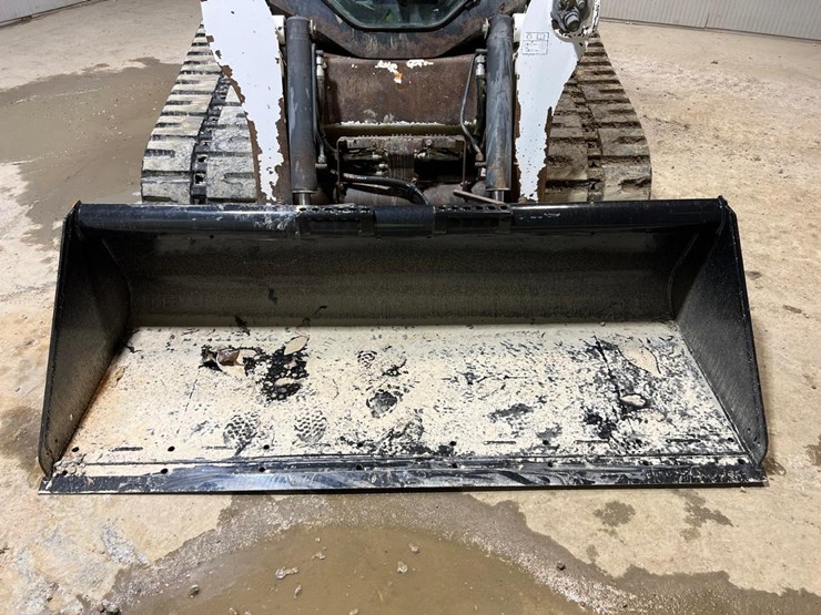 2012-bobcat-t650-image-10