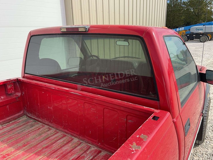 1999-chevrolet-2500-image-19