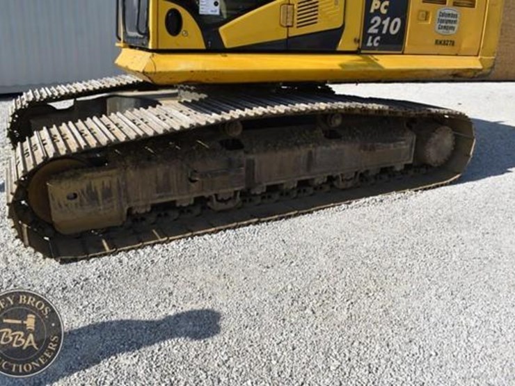 2014-komatsu-pc210-10-image-39