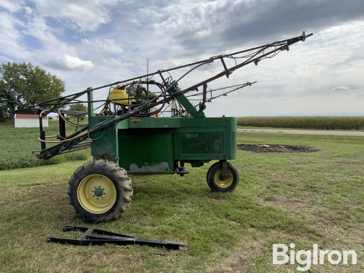 1971-john-deere-600-image-4