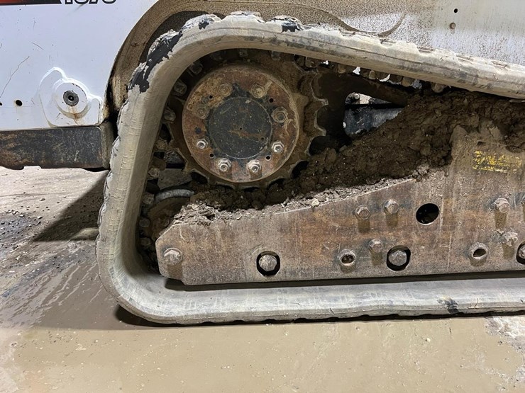 2016-bobcat-t870-image-20