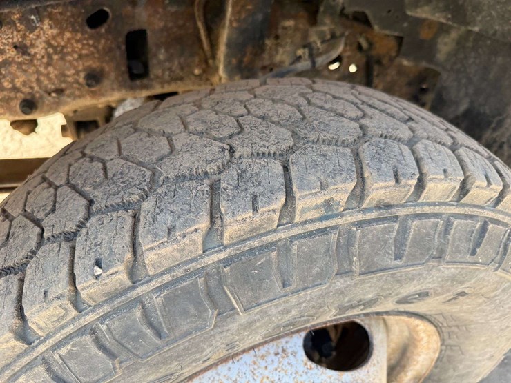 2000-ford-f350-image-12