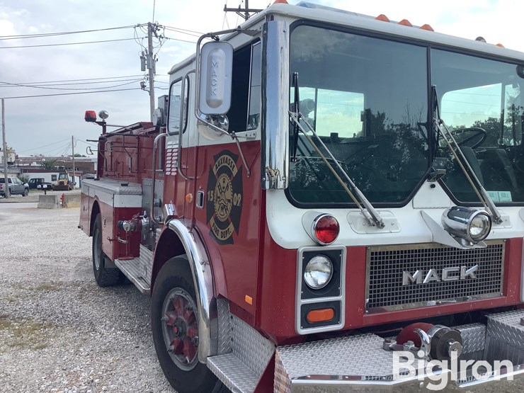 1981-mack-fire-apparatus-image-12