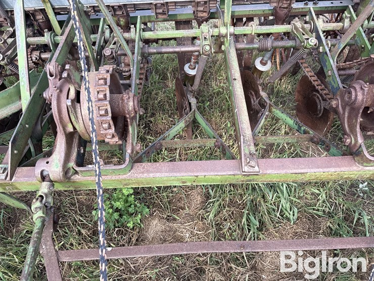 john-deere-14-image-13
