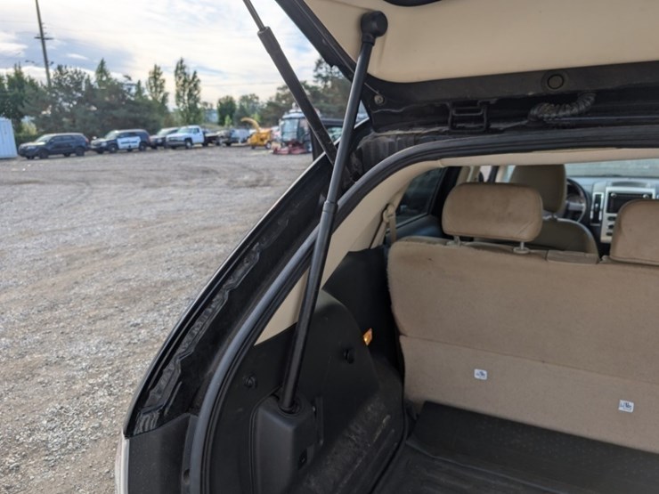 2010-ford-edge-image-21