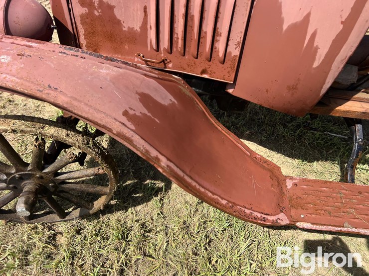 1924-ford-model-t-image-10