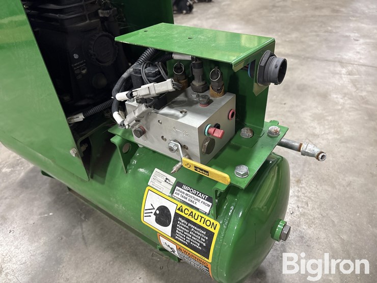 john-deere-1770nt-image-12