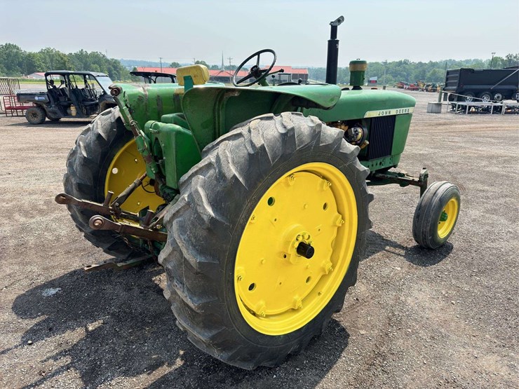 john-deere-2510-image-3