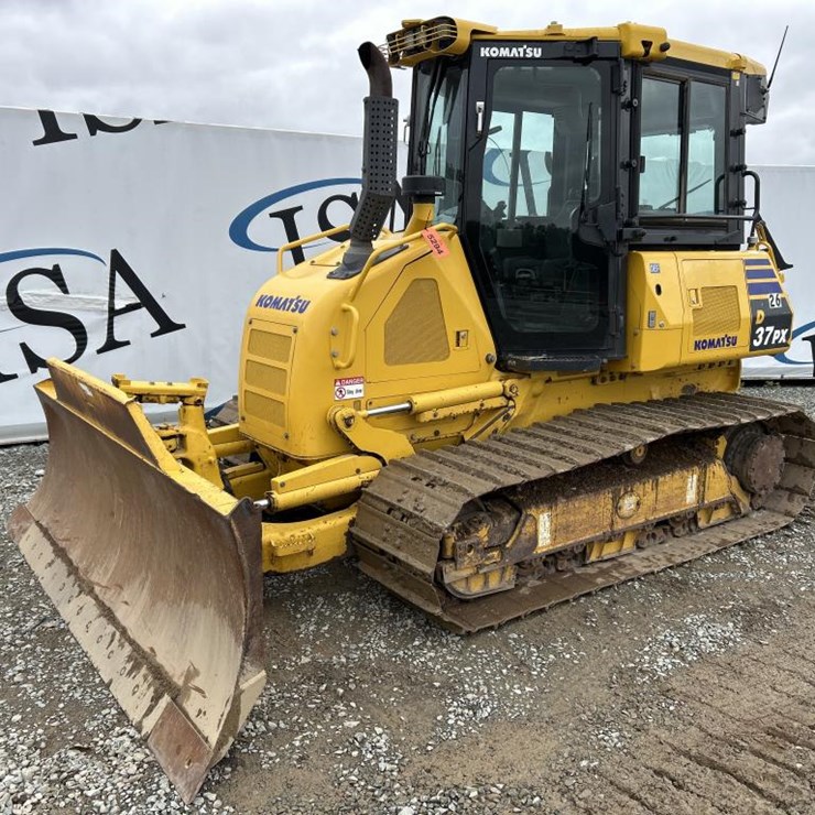 KOMATSU D37
