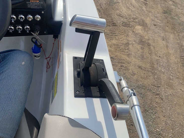 2020-scarab-party-jet-boat-image-18