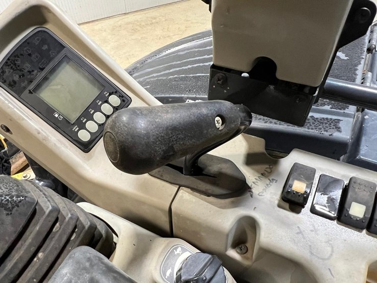 2016-yanmar-vio45-6a-image-30