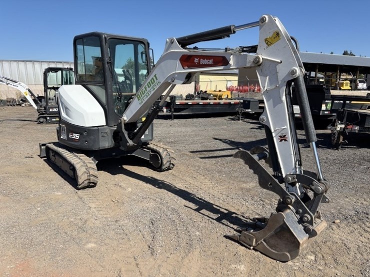2022-bobcat-e35i-image-7