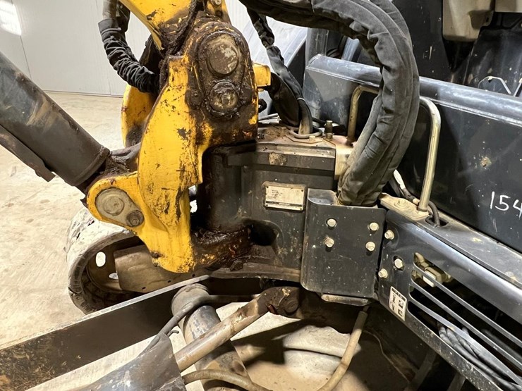 2016-yanmar-vio45-6a-image-13