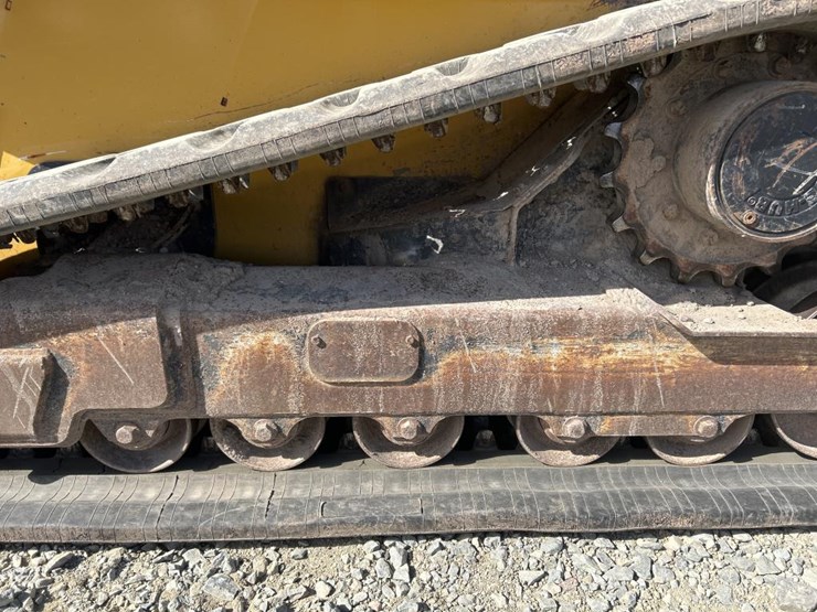 deere-333g-image-54