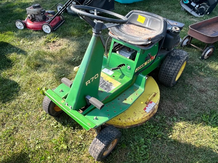 john-deere-r70-image-1