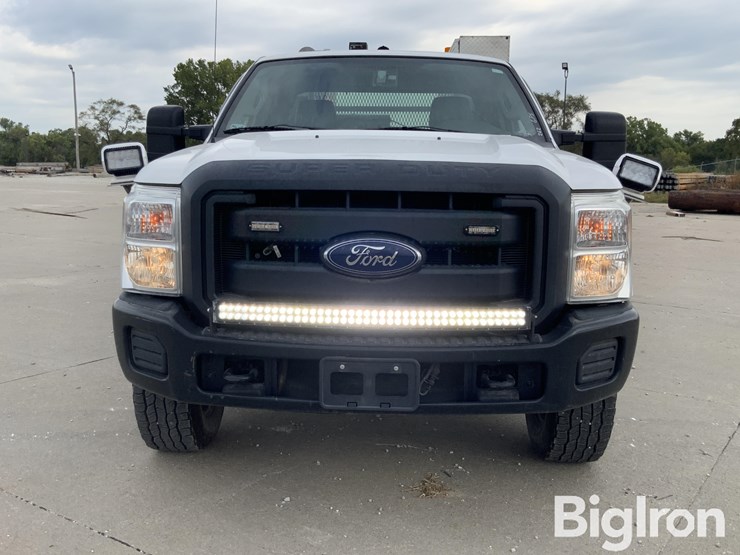 2015-ford-f250-xl-image-2