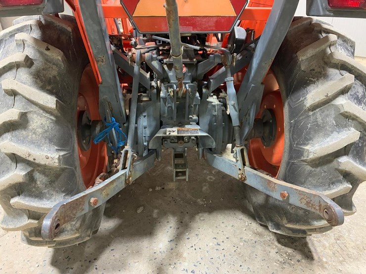 kubota-la463-image-14