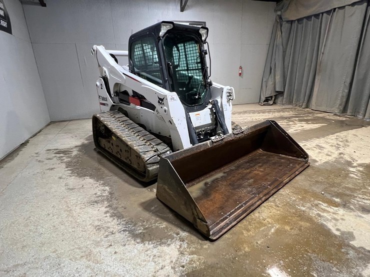 2016-bobcat-t870-image-7