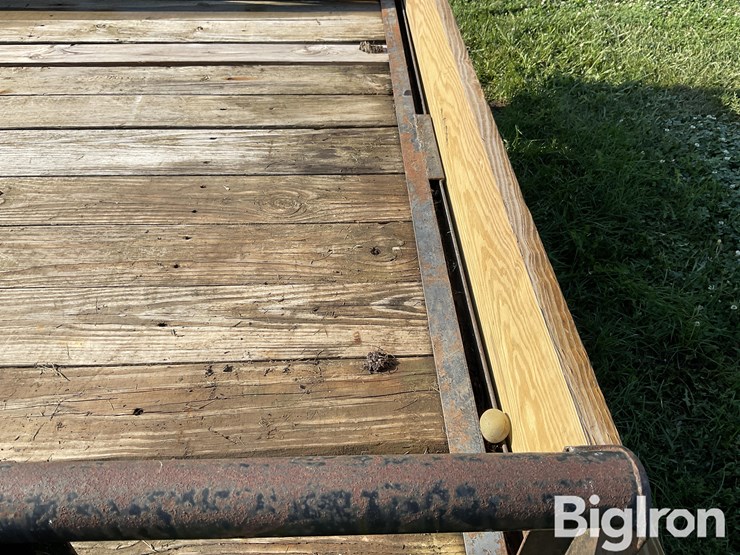 utility-flatbed-image-19