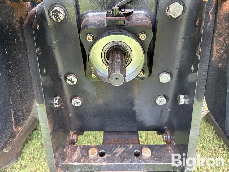 2014-new-holland-t7.250-image-11
