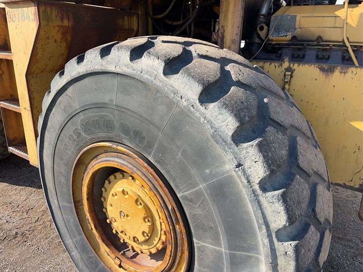 clark-125-wheel-loader-image-7