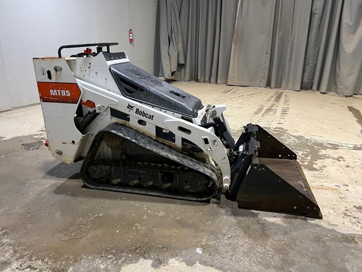 2019-bobcat-mt85-image-6