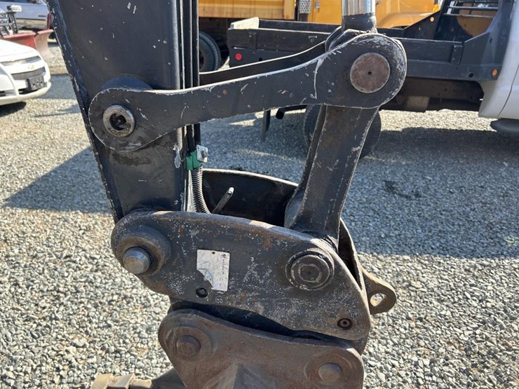 deere-75g-image-12