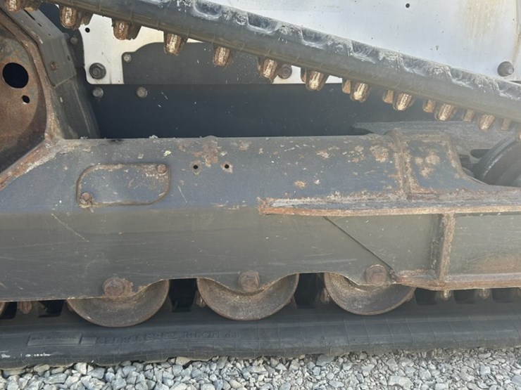 2019-bobcat-t650-image-57