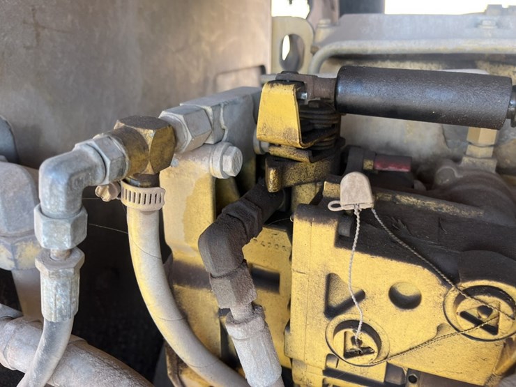 caterpillar-928g-image-91