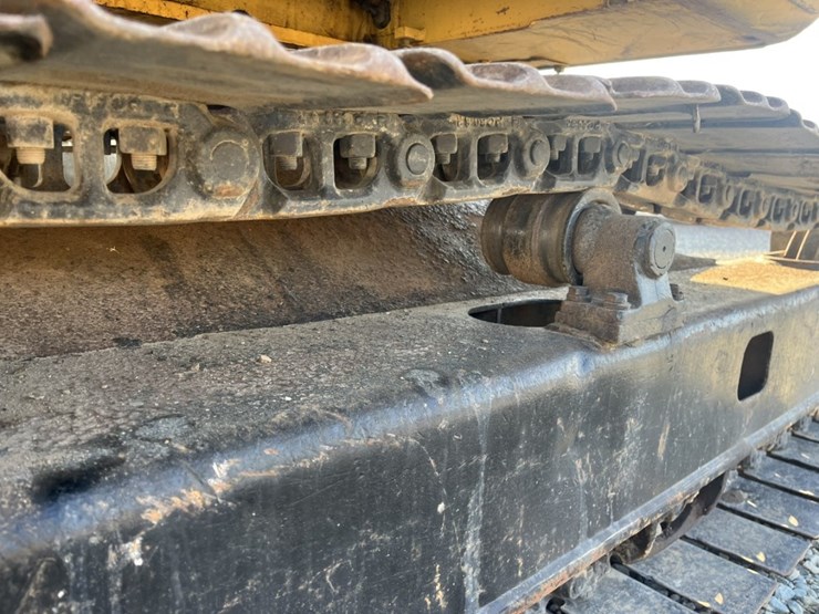 2012-komatsu-pc70-image-53