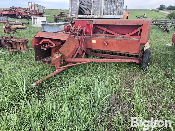 new-holland-271-image-5