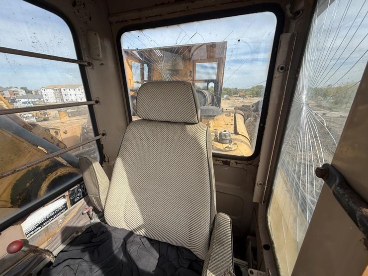 deere-790d-image-32