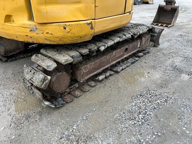 deere-85g-image-23