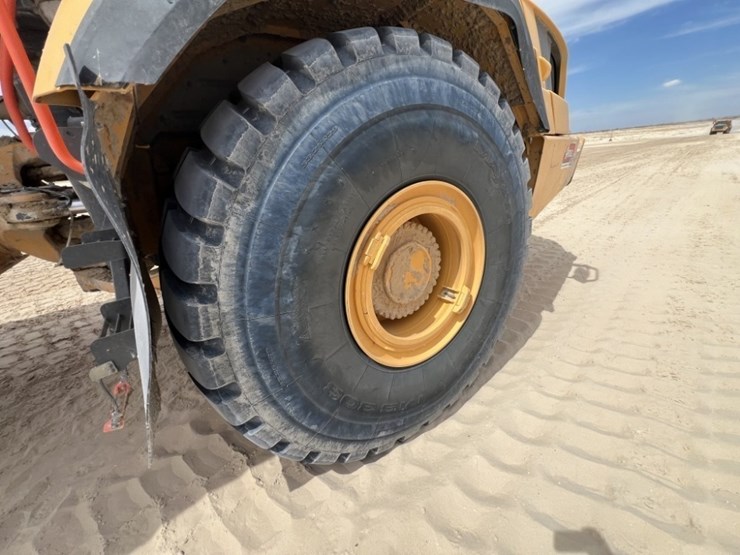 2021-volvo-a60h-image-29