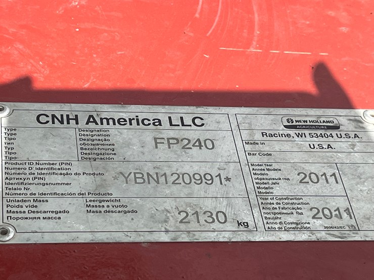 new-holland-fp240-image-23