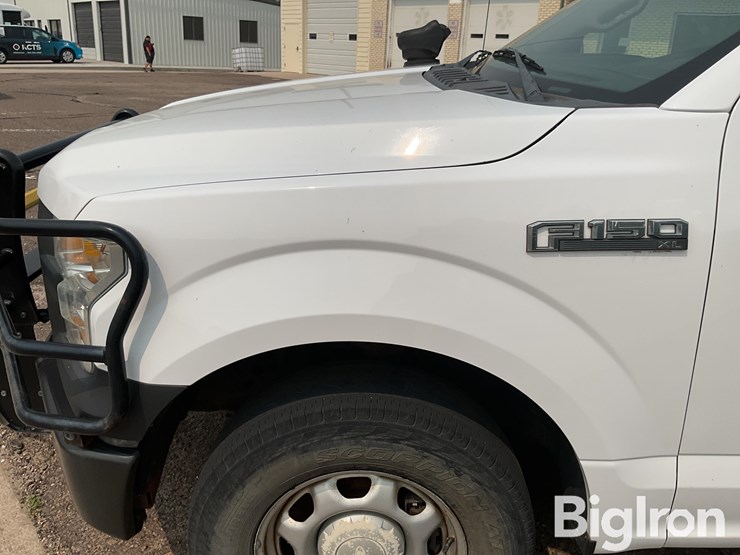 2016-ford-f150-xl-image-12