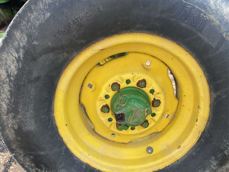 john-deere-2510-image-11