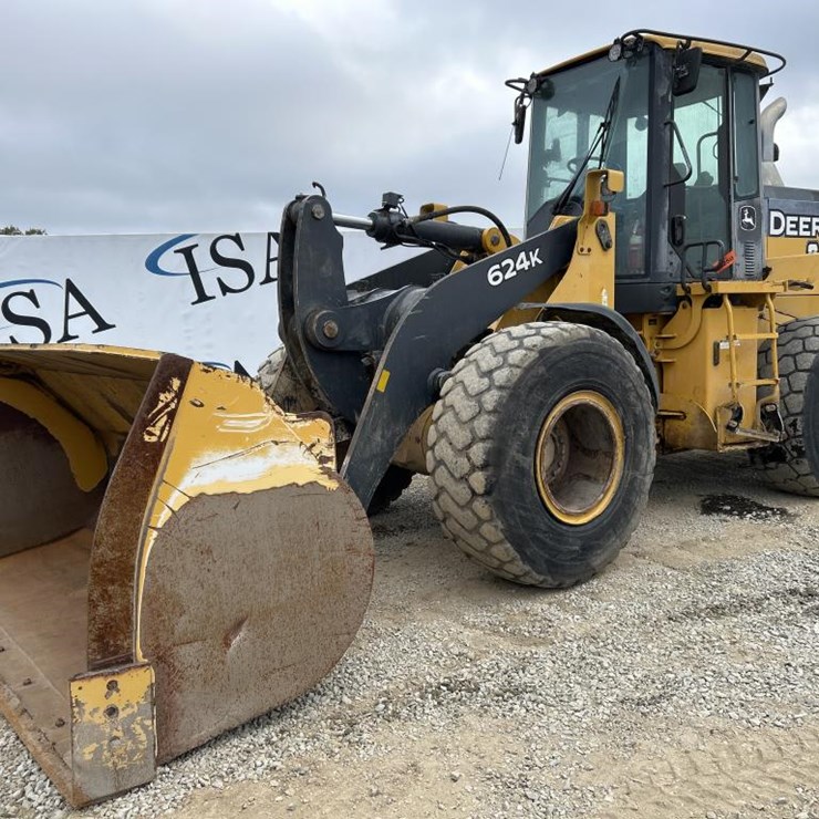 DEERE 624K